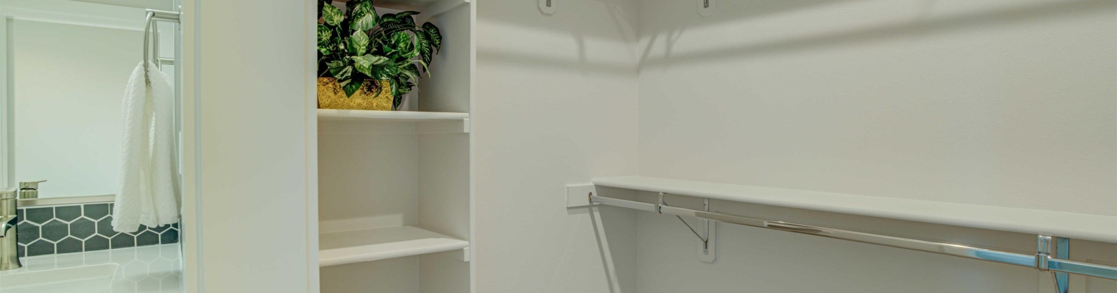 Grant Place, Kennewick, Washington 99336, 4 Bedrooms Bedrooms, 0 ,2 BathroomsBathrooms,Houses,For Sale,Grant Place,0,288464