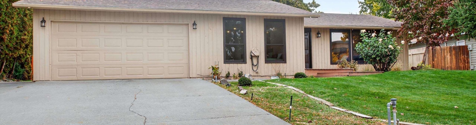 Fuller St, Richland, Washington 99353, 3 Bedrooms Bedrooms, 0 ,2 BathroomsBathrooms,Houses,For Sale,Fuller St,0,288465