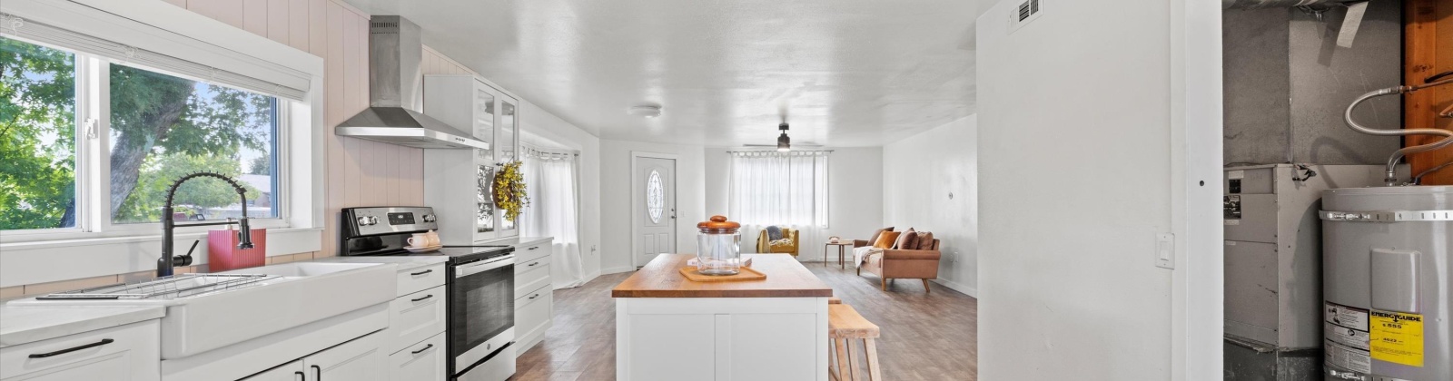 Henry st, Pasco, Washington 99301, 2 Bedrooms Bedrooms, 0 ,1 BathroomBathrooms,Houses,For Sale,Henry st,0,287973