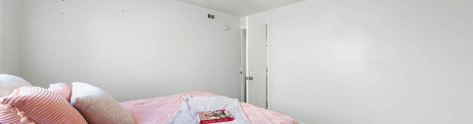 Henry st, Pasco, Washington 99301, 2 Bedrooms Bedrooms, 0 ,1 BathroomBathrooms,Houses,For Sale,Henry st,0,287973