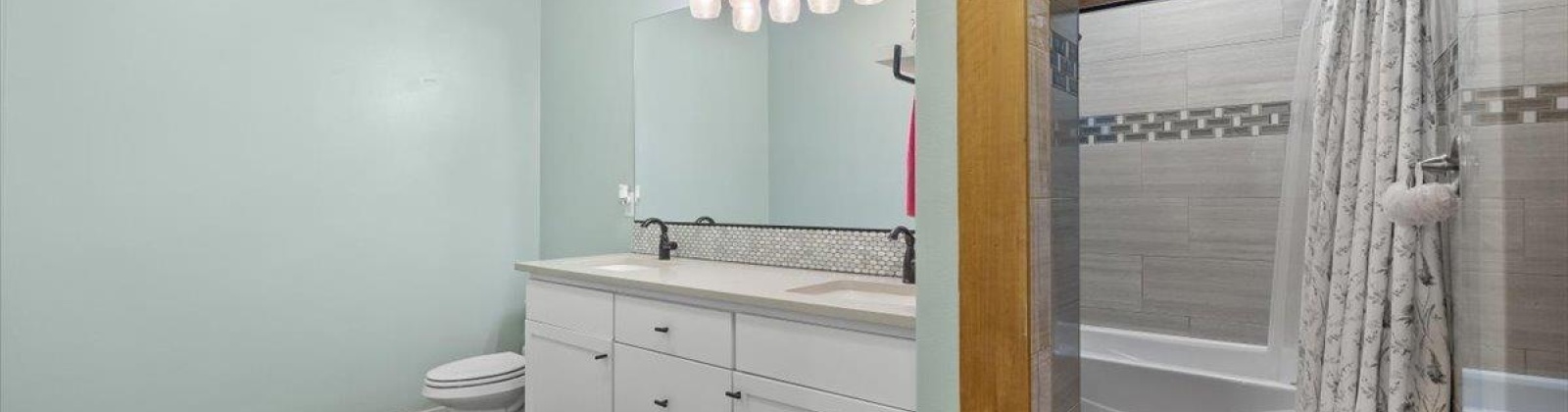 Red Mountain Rd, Benton City, Washington 99320, 4 Bedrooms Bedrooms, 0 ,3 BathroomsBathrooms,Houses,For Sale,Red Mountain Rd,0,288471