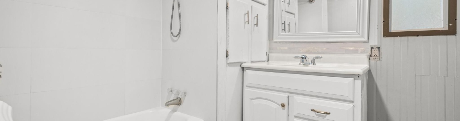 Clearwater Ave, Kennewick, Washington 99336, 2 Bedrooms Bedrooms, 0 ,1 BathroomBathrooms,Manufactured Homes,For Sale,Clearwater Ave,0,288475