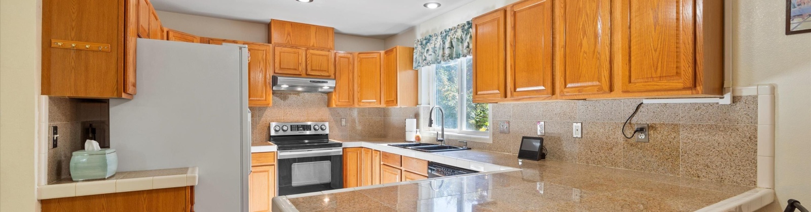 24th Ave, Kennewick, Washington 99337, 3 Bedrooms Bedrooms, 0 ,3 BathroomsBathrooms,Houses,For Sale,24th Ave,0,288476