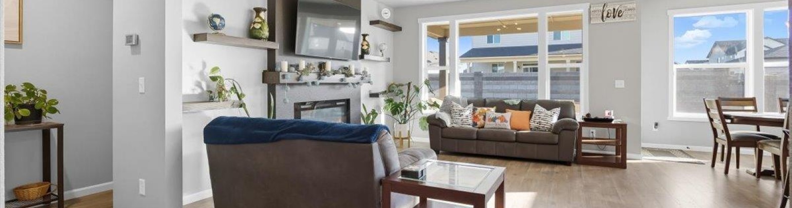 Lennox St, West Richland, Washington 99353, 3 Bedrooms Bedrooms, 0 ,2 BathroomsBathrooms,Houses,For Sale,Lennox St,0,288480