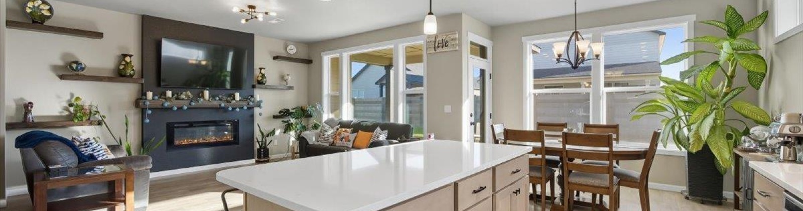 Lennox St, West Richland, Washington 99353, 3 Bedrooms Bedrooms, 0 ,2 BathroomsBathrooms,Houses,For Sale,Lennox St,0,288480