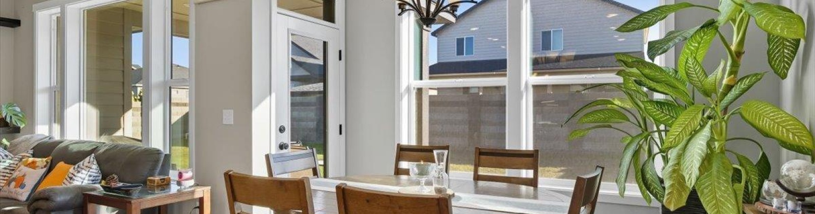 Lennox St, West Richland, Washington 99353, 3 Bedrooms Bedrooms, 0 ,2 BathroomsBathrooms,Houses,For Sale,Lennox St,0,288480