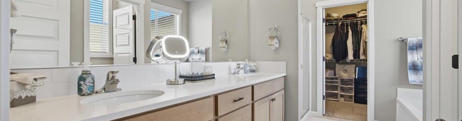 Lennox St, West Richland, Washington 99353, 3 Bedrooms Bedrooms, 0 ,2 BathroomsBathrooms,Houses,For Sale,Lennox St,0,288480