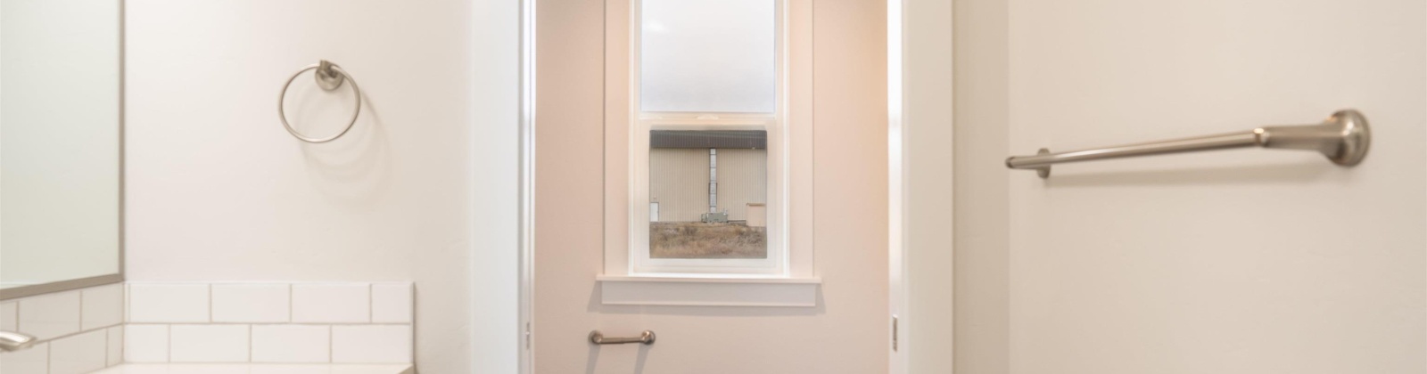 Grant Place, Kennewick, Washington 99336, 5 Bedrooms Bedrooms, 0 ,3 BathroomsBathrooms,Houses,For Sale,Grant Place,0,288479