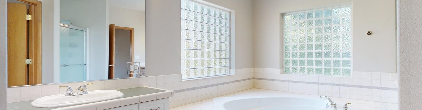 McIntosh Court, Richland, Washington 99352, 4 Bedrooms Bedrooms, 0 ,3 BathroomsBathrooms,Houses,For Sale,McIntosh Court,0,287136