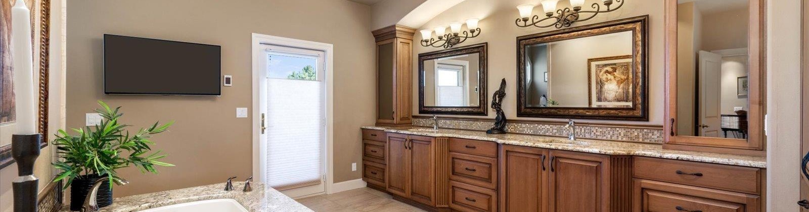 Quarterhorse Way, Richland, Washington 99352, 4 Bedrooms Bedrooms, 0 ,6 BathroomsBathrooms,Houses,For Sale,Quarterhorse Way,0,288486