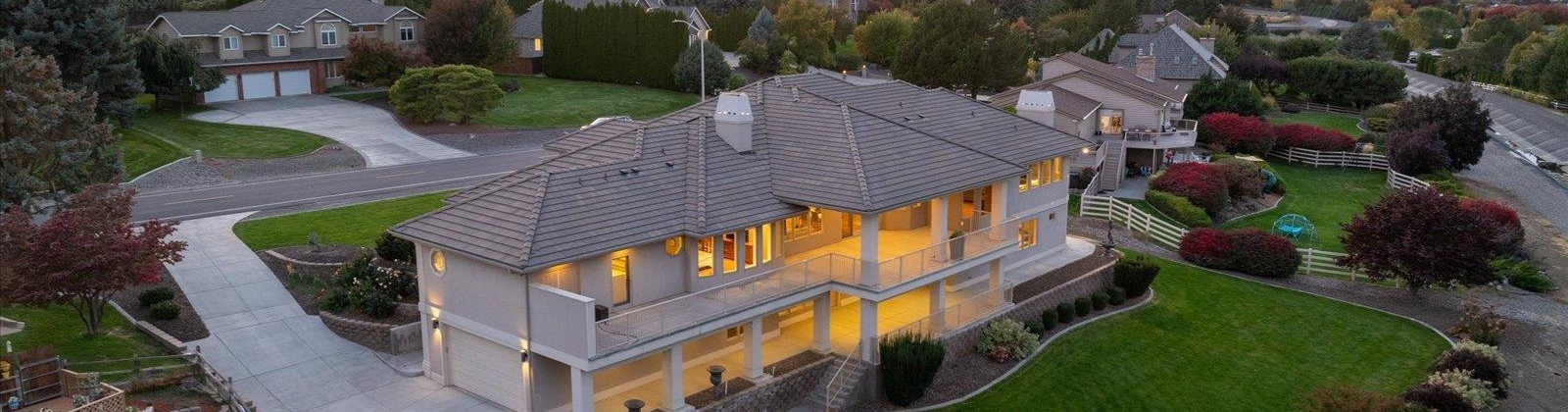 Quarterhorse Way, Richland, Washington 99352, 4 Bedrooms Bedrooms, 0 ,6 BathroomsBathrooms,Houses,For Sale,Quarterhorse Way,0,288486