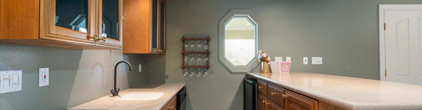 Quarterhorse Way, Richland, Washington 99352, 4 Bedrooms Bedrooms, 0 ,6 BathroomsBathrooms,Houses,For Sale,Quarterhorse Way,0,288486