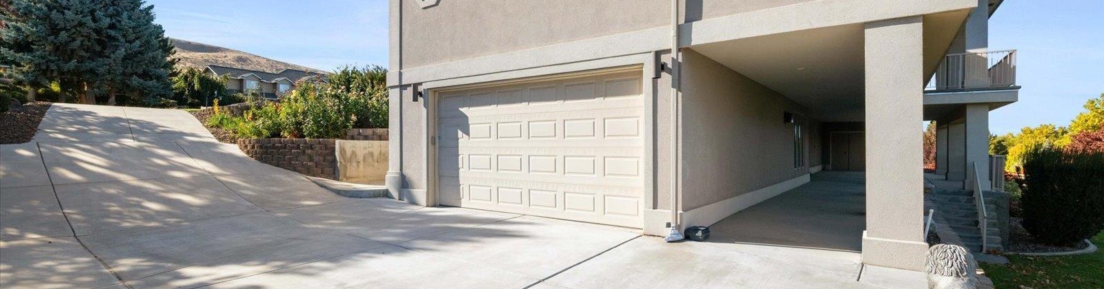 Quarterhorse Way, Richland, Washington 99352, 4 Bedrooms Bedrooms, 0 ,6 BathroomsBathrooms,Houses,For Sale,Quarterhorse Way,0,288486