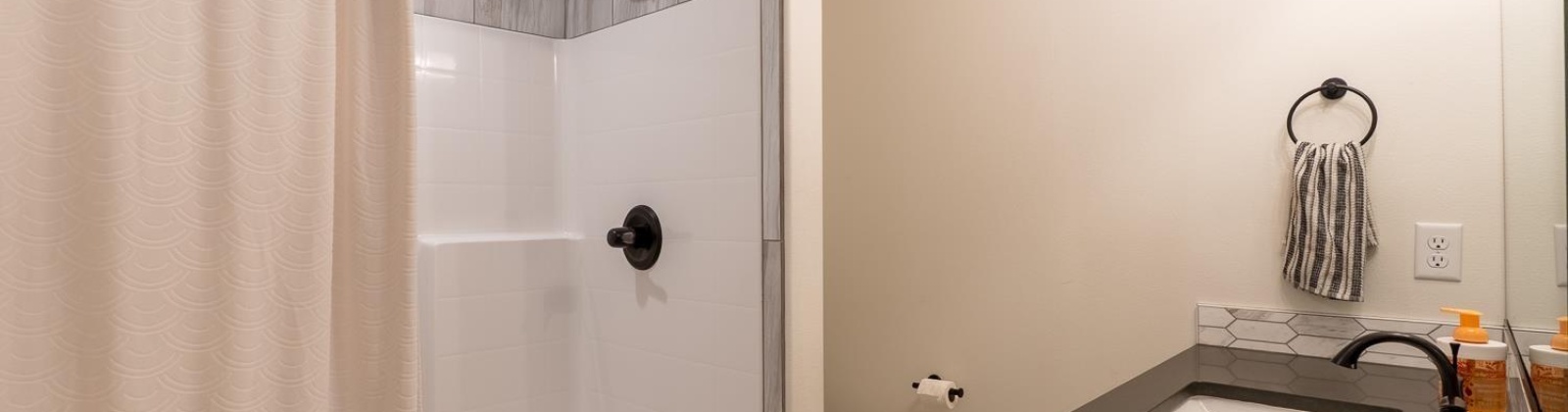 Nicholas Lane, West Richland, Washington 99353, 5 Bedrooms Bedrooms, 0 ,4 BathroomsBathrooms,Houses,For Sale,Nicholas Lane,0,288484