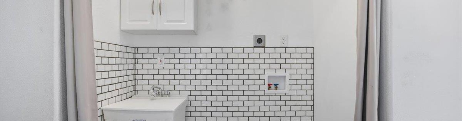 Sunglow Ct, West Richland, Washington 99353, 3 Bedrooms Bedrooms, 0 ,2 BathroomsBathrooms,Houses,For Sale,Sunglow Ct,0,288496