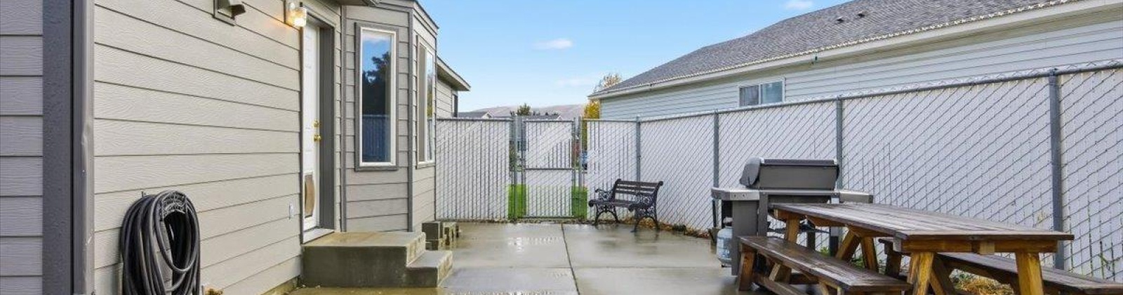 Sunglow Ct, West Richland, Washington 99353, 3 Bedrooms Bedrooms, 0 ,2 BathroomsBathrooms,Houses,For Sale,Sunglow Ct,0,288496