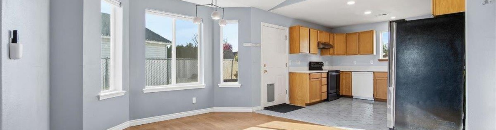 Sunglow Ct, West Richland, Washington 99353, 3 Bedrooms Bedrooms, 0 ,2 BathroomsBathrooms,Houses,For Sale,Sunglow Ct,0,288496