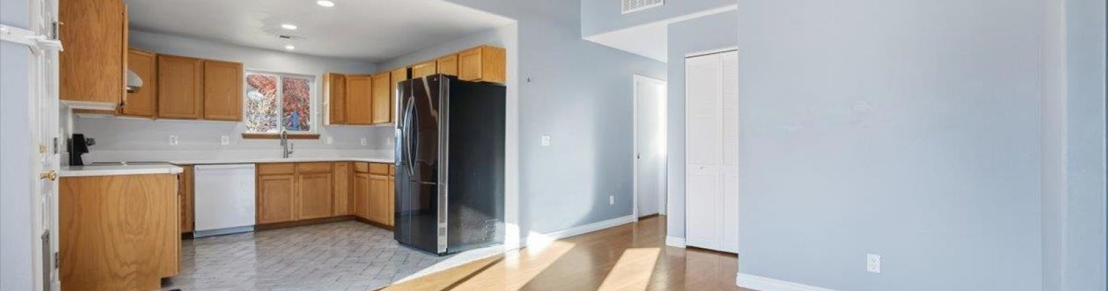 Sunglow Ct, West Richland, Washington 99353, 3 Bedrooms Bedrooms, 0 ,2 BathroomsBathrooms,Houses,For Sale,Sunglow Ct,0,288496