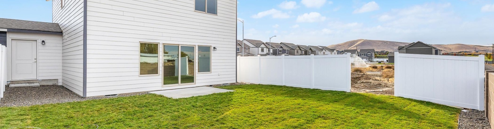 Grapevine Ct, West Richland, Washington 99353, 3 Bedrooms Bedrooms, 0 ,3 BathroomsBathrooms,Condos/townhomes,For Sale,Grapevine Ct,0,288501