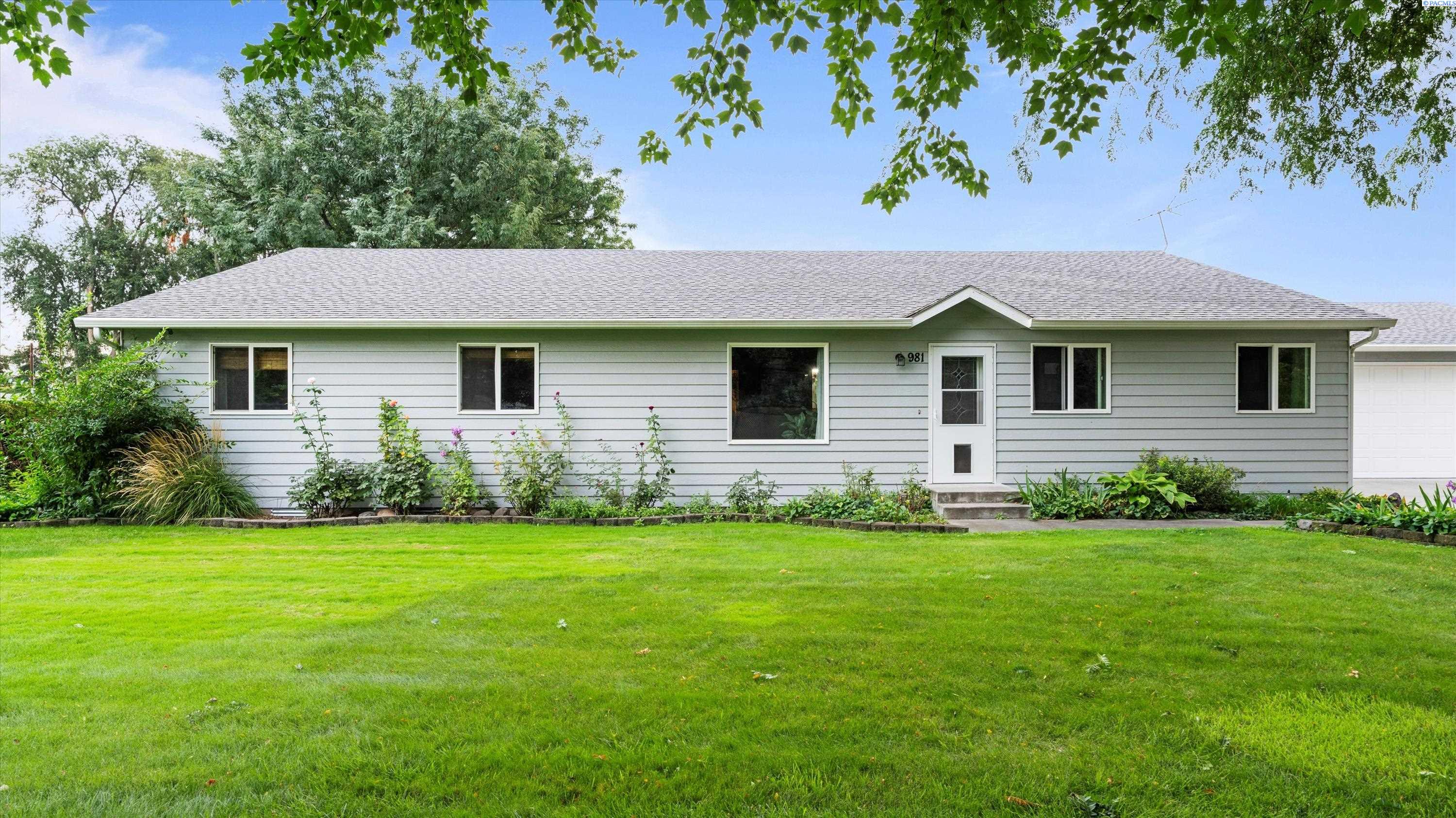 Sunset Dr, Burbank, Washington 99323, 4 Bedrooms Bedrooms, 0 ,2 BathroomsBathrooms,Houses,For Sale,Sunset Dr,0,287510