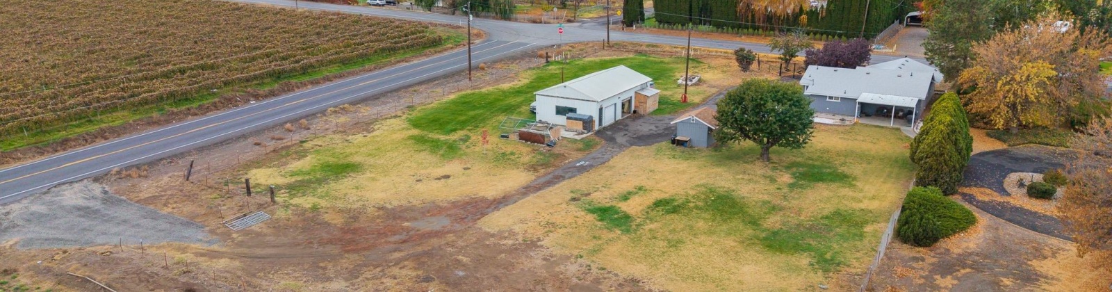 Sunnyside Mabton Rd, Sunnyside, Washington 98944, 4 Bedrooms Bedrooms, 0 ,2 BathroomsBathrooms,Houses,For Sale,Sunnyside Mabton Rd,0,288515