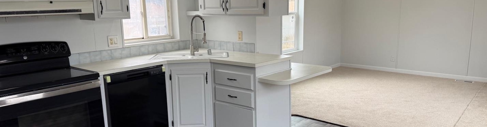 Steptoe St, Kennewick, Washington 99336, 3 Bedrooms Bedrooms, 0 ,2 BathroomsBathrooms,For Sale,Steptoe St,0,288509