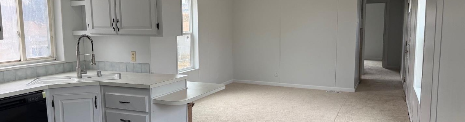 Steptoe St, Kennewick, Washington 99336, 3 Bedrooms Bedrooms, 0 ,2 BathroomsBathrooms,For Sale,Steptoe St,0,288509