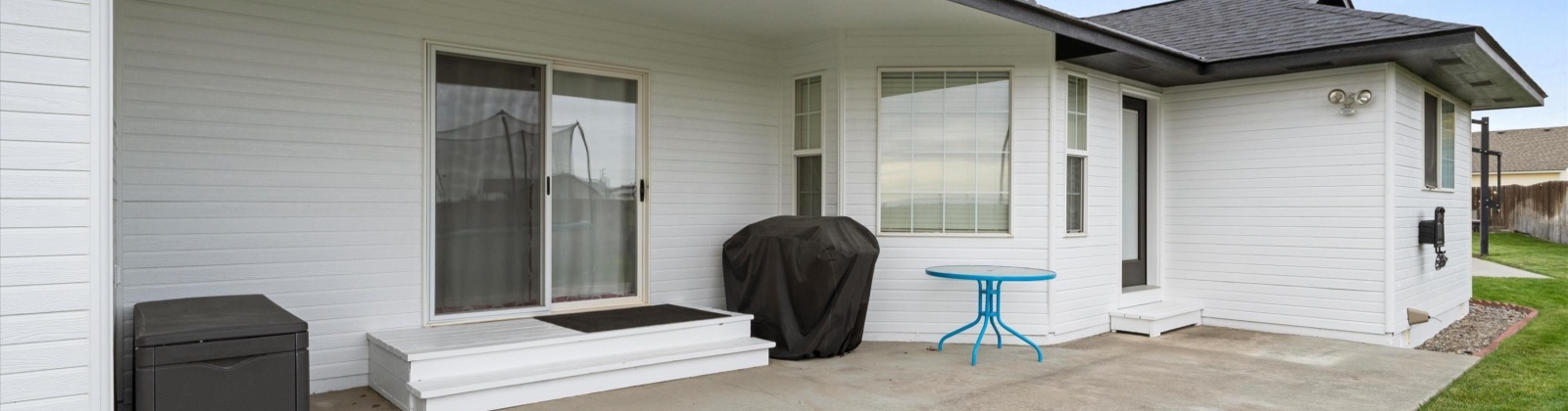 Meadow View Ct, Pasco, Washington 99301, 3 Bedrooms Bedrooms, 0 ,2 BathroomsBathrooms,Houses,For Sale,Meadow View Ct,0,288522