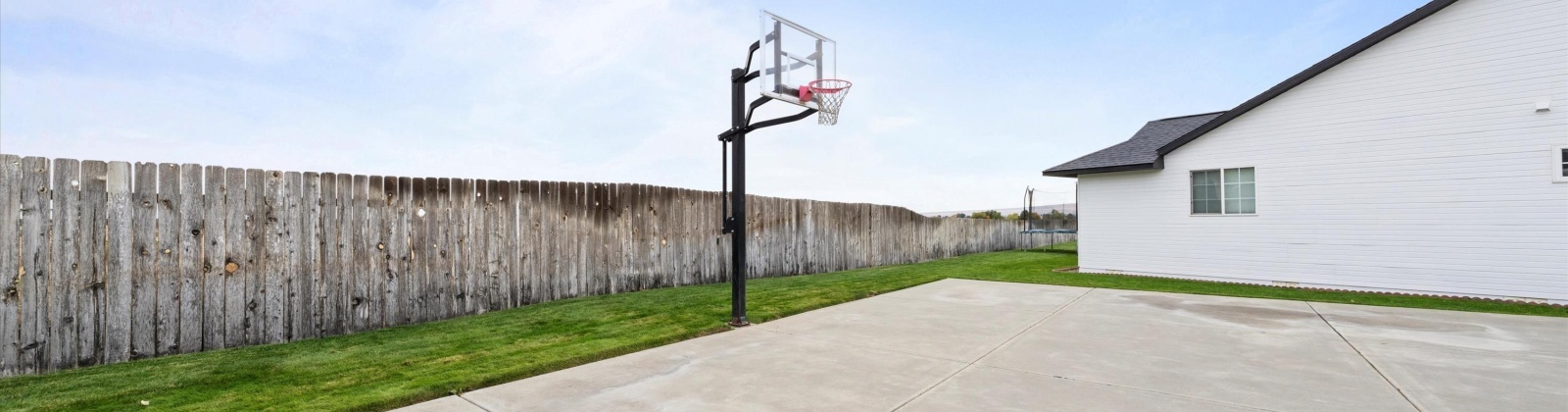 Meadow View Ct, Pasco, Washington 99301, 3 Bedrooms Bedrooms, 0 ,2 BathroomsBathrooms,Houses,For Sale,Meadow View Ct,0,288522