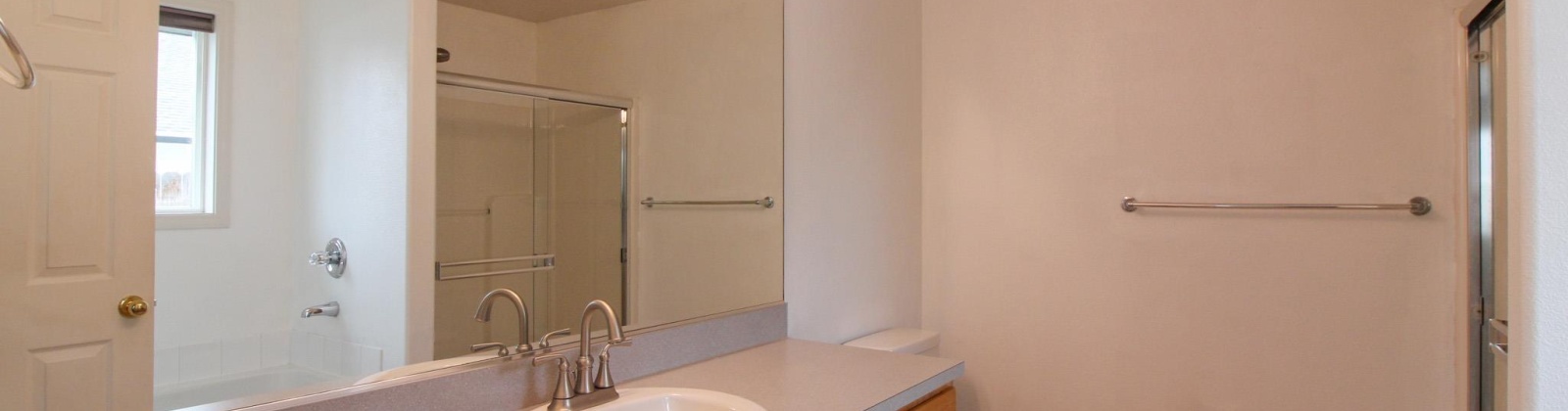 Camano Drive, Pasco, Washington 99301, 3 Bedrooms Bedrooms, 0 ,2 BathroomsBathrooms,Houses,For Rent,Camano Drive,0,288520