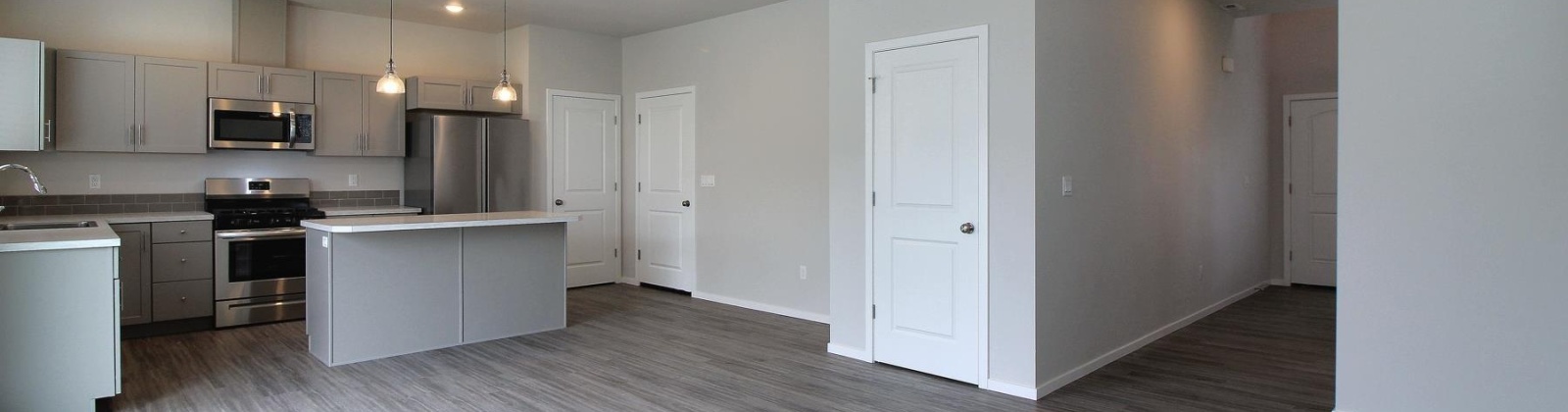 Remington Drive, Pasco, Washington 99301, 3 Bedrooms Bedrooms, 0 ,3 BathroomsBathrooms,Condos/townhomes,For Rent,Remington Drive,0,288537