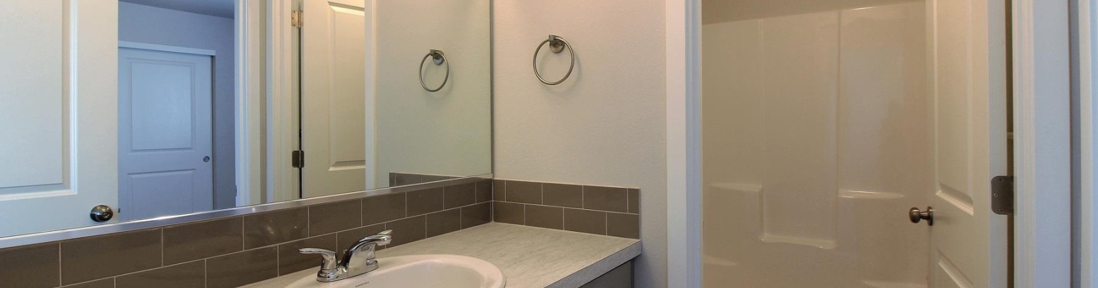 Remington Drive, Pasco, Washington 99301, 3 Bedrooms Bedrooms, 0 ,3 BathroomsBathrooms,Condos/townhomes,For Rent,Remington Drive,0,288537