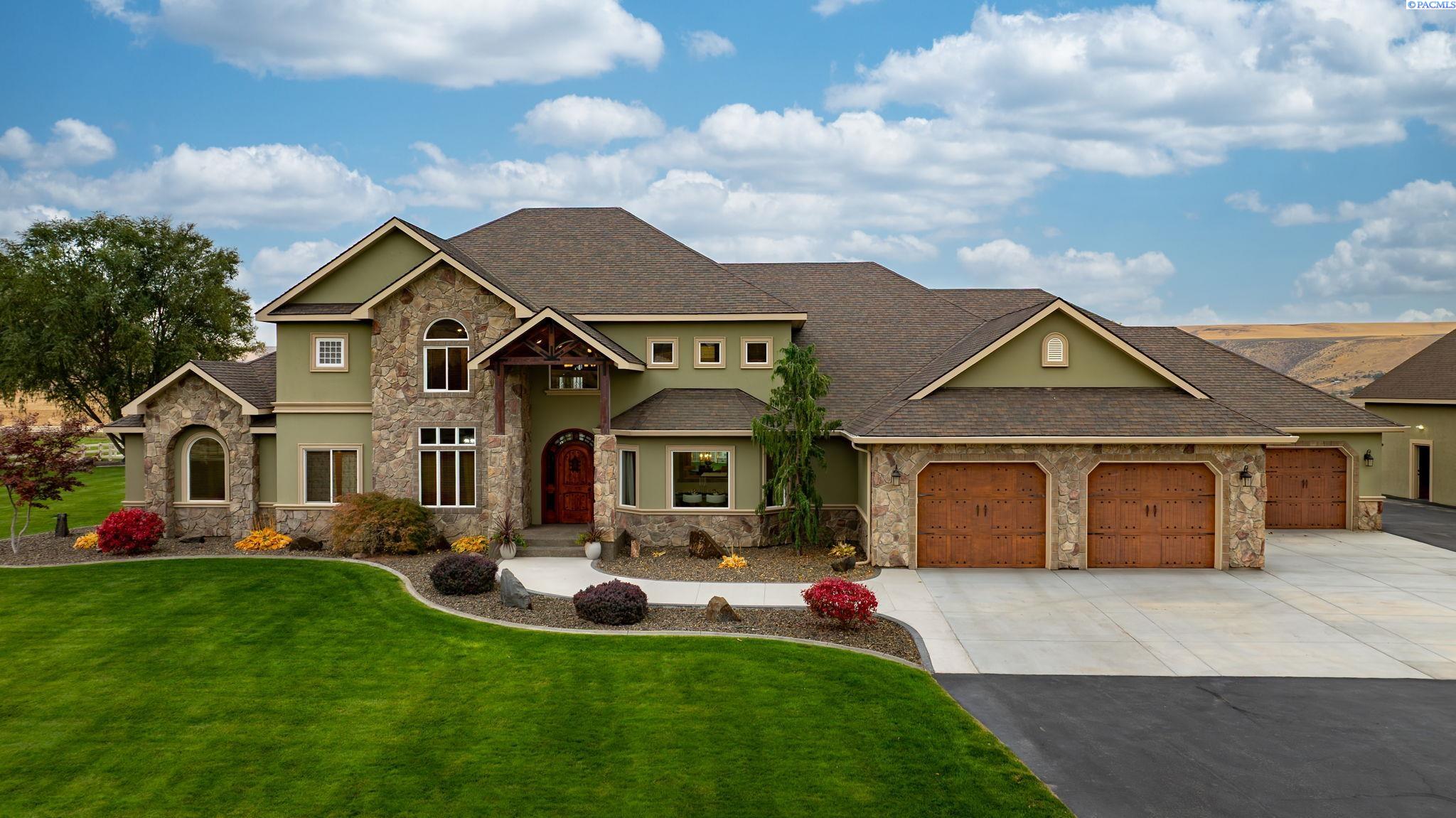 Sundown Pr SE, Kennewick, Washington 99338, 6 Bedrooms Bedrooms, 0 ,6 BathroomsBathrooms,Houses,For Sale,Sundown Pr SE,0,288536 Sundown Pr SE, Kennewick, Washington 99338, 6 Bedrooms Bedrooms, 0 ,6 BathroomsBathrooms,Houses,For Sale,Sundown Pr SE,0,288536