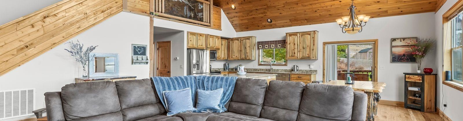 Tibbling Road, Selah, Washington 98942, 2 Bedrooms Bedrooms, 0 ,2 BathroomsBathrooms,Houses,For Sale,Tibbling Road,0,288535