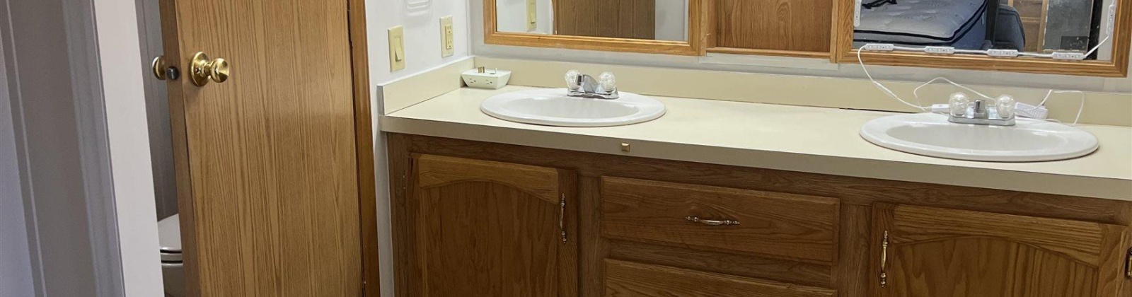 Hillcrest Drive, Colfax, Washington 99111, 2 Bedrooms Bedrooms, 0 ,2 BathroomsBathrooms,Manufactured Homes,For Sale,Hillcrest Drive,0,288530