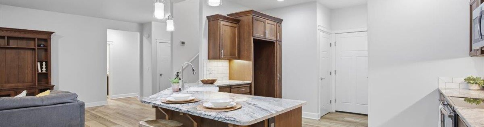 Fescue, Kennewick, Washington 99338, 4 Bedrooms Bedrooms, 0 ,2 BathroomsBathrooms,Houses,For Sale,Fescue,0,288560