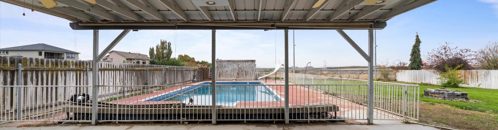 Snake River Dr, Burbank, Washington 99323, 5 Bedrooms Bedrooms, 0 ,4 BathroomsBathrooms,Houses,For Sale,Snake River Dr,0,288558