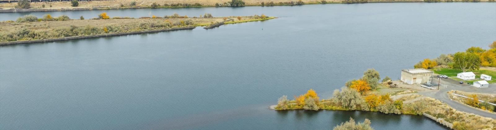 Snake River Dr, Burbank, Washington 99323, 5 Bedrooms Bedrooms, 0 ,4 BathroomsBathrooms,Houses,For Sale,Snake River Dr,0,288558