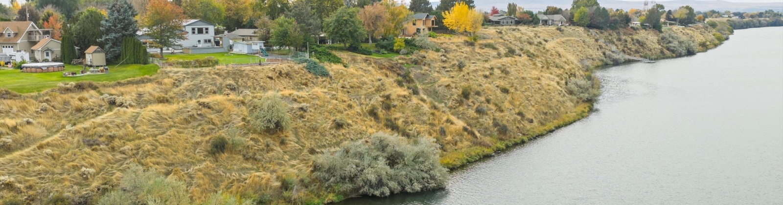 Snake River Dr, Burbank, Washington 99323, 5 Bedrooms Bedrooms, 0 ,4 BathroomsBathrooms,Houses,For Sale,Snake River Dr,0,288558