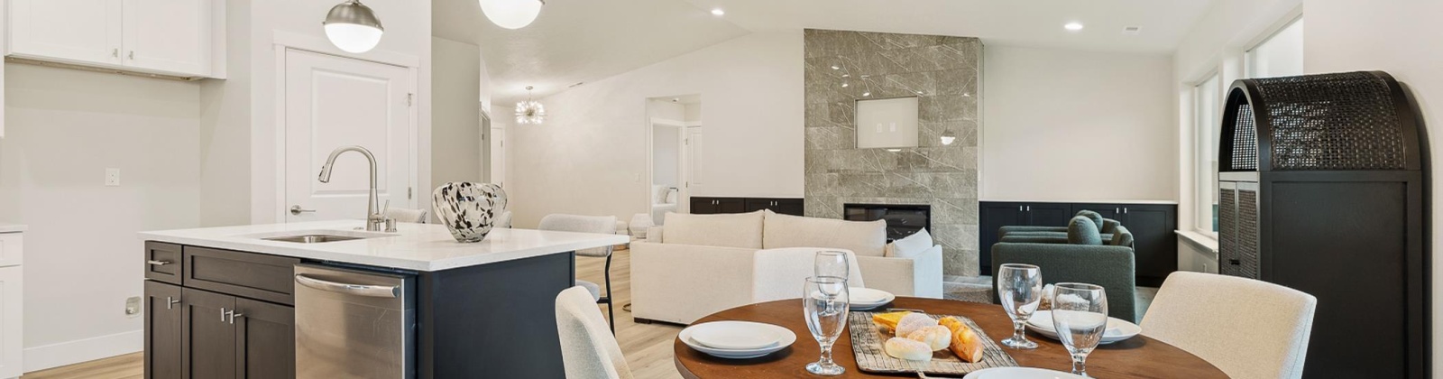 30th Pl, Kennewick, Washington 99338, 4 Bedrooms Bedrooms, 0 ,2 BathroomsBathrooms,Houses,For Sale,30th Pl,0,288552