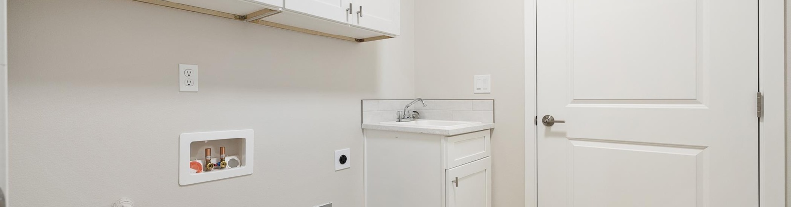 30th Pl, Kennewick, Washington 99338, 4 Bedrooms Bedrooms, 0 ,2 BathroomsBathrooms,Houses,For Sale,30th Pl,0,288552