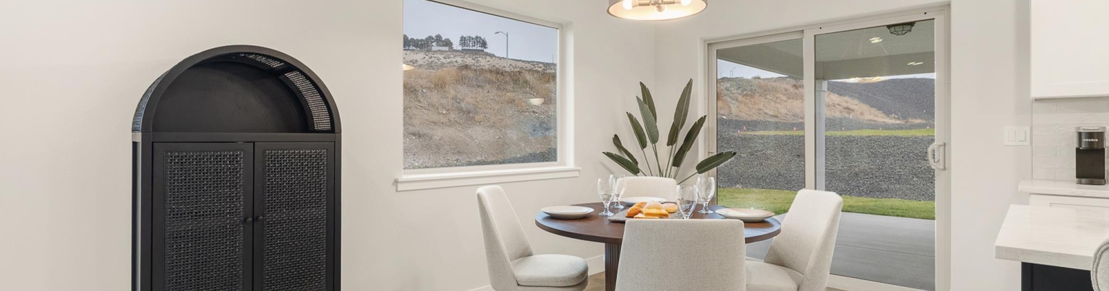 30th Pl, Kennewick, Washington 99338, 4 Bedrooms Bedrooms, 0 ,2 BathroomsBathrooms,Houses,For Sale,30th Pl,0,288552