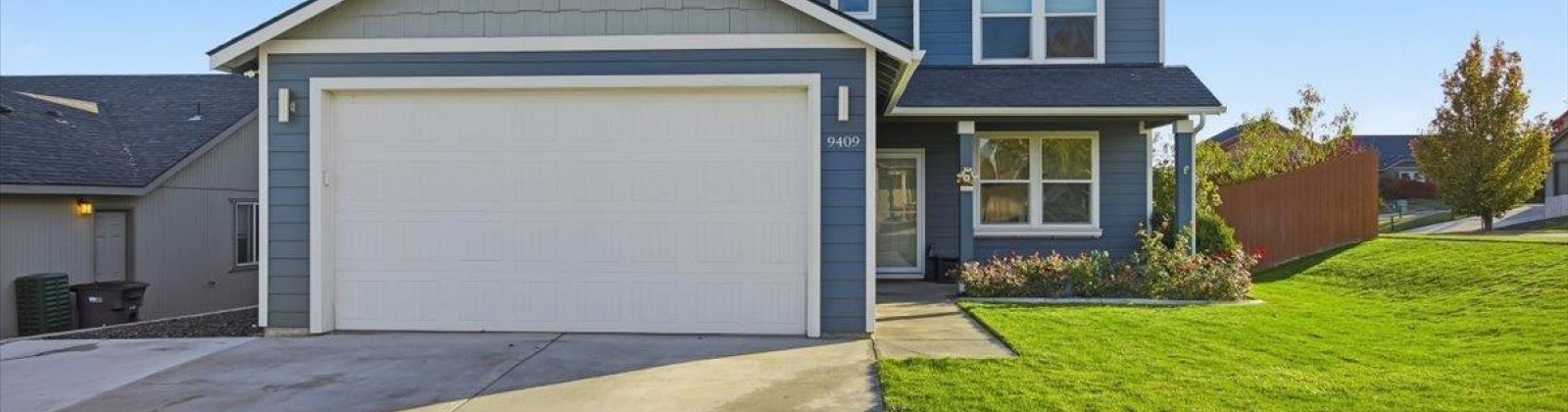 8th Place, Kennewick, Washington 99336, 4 Bedrooms Bedrooms, 0 ,3 BathroomsBathrooms,Houses,For Sale,8th Place,0,288551