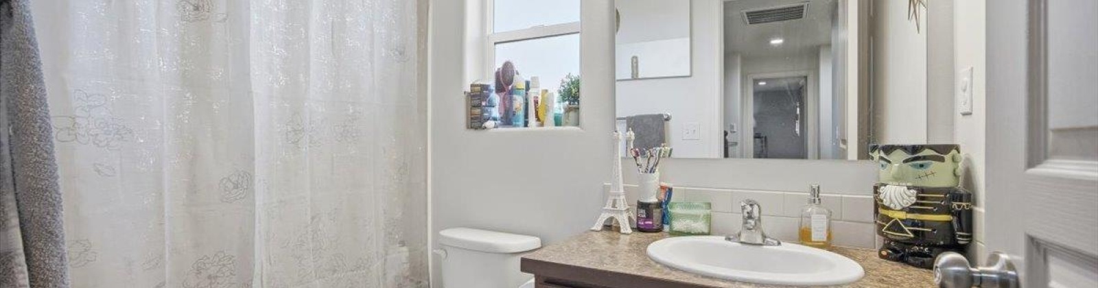 8th Place, Kennewick, Washington 99336, 4 Bedrooms Bedrooms, 0 ,3 BathroomsBathrooms,Houses,For Sale,8th Place,0,288551