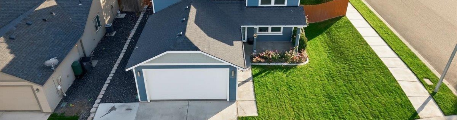 8th Place, Kennewick, Washington 99336, 4 Bedrooms Bedrooms, 0 ,3 BathroomsBathrooms,Houses,For Sale,8th Place,0,288551