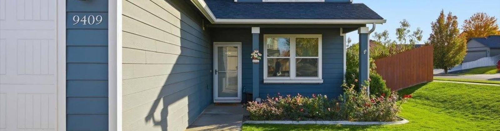 8th Place, Kennewick, Washington 99336, 4 Bedrooms Bedrooms, 0 ,3 BathroomsBathrooms,Houses,For Sale,8th Place,0,288551