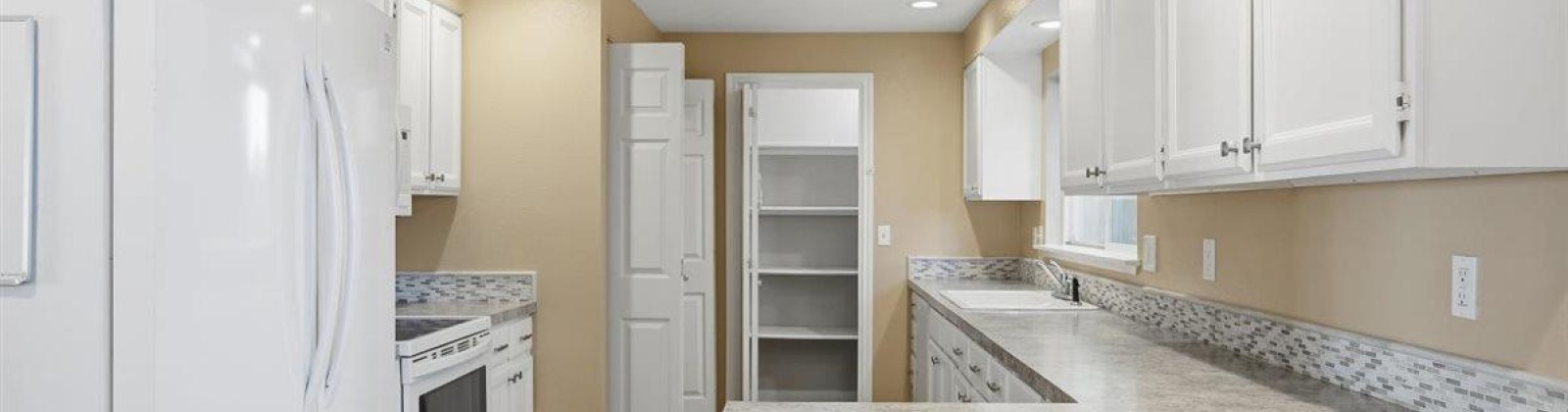 7th Ave, Kennewick, Washington 99336, 3 Bedrooms Bedrooms, 0 ,2 BathroomsBathrooms,Houses,For Sale,7th Ave,0,288547