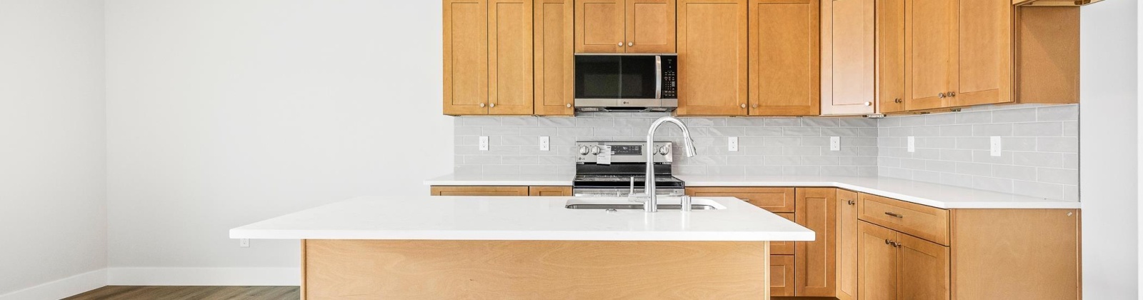 Grapevine Ct, West Richland, Washington 99353, 3 Bedrooms Bedrooms, 0 ,3 BathroomsBathrooms,Condos/townhomes,For Sale,Grapevine Ct,0,288548