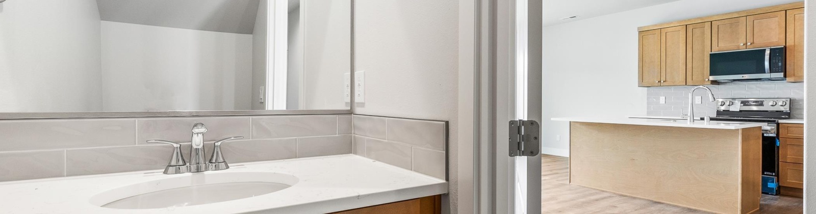 Grapevine Ct, West Richland, Washington 99353, 3 Bedrooms Bedrooms, 0 ,3 BathroomsBathrooms,Condos/townhomes,For Sale,Grapevine Ct,0,288548