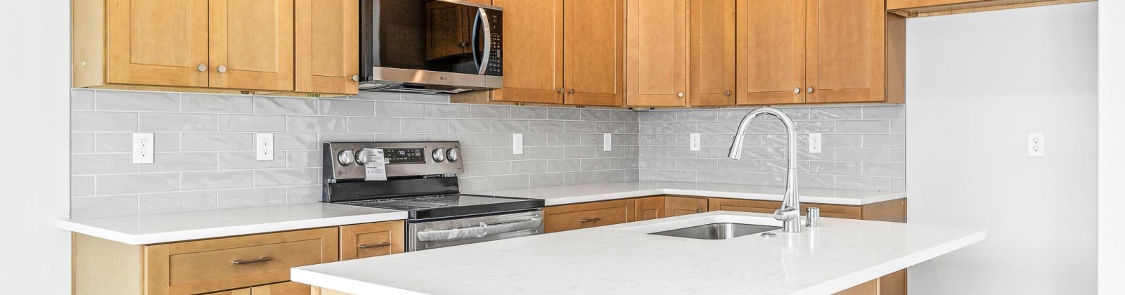 Grapevine Ct, West Richland, Washington 99353, 3 Bedrooms Bedrooms, 0 ,3 BathroomsBathrooms,Condos/townhomes,For Sale,Grapevine Ct,0,288548